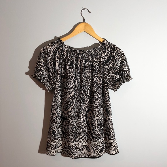 Black and white paisley blouse - small - Picture 5 of 6